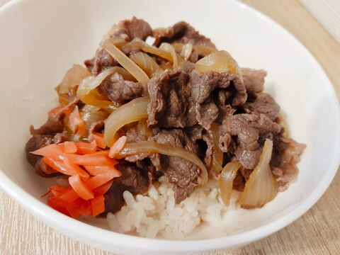 腹ペコ男子も大満足☆基本の牛丼